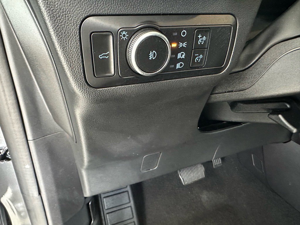 Certified 2022 Ford Escape SEL image 32