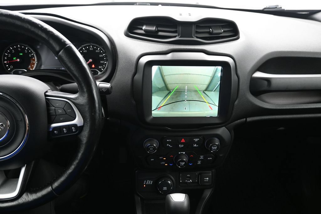 Used 2021 Jeep Renegade Latitude w/ Luxury Group I AWD/4WD image 21