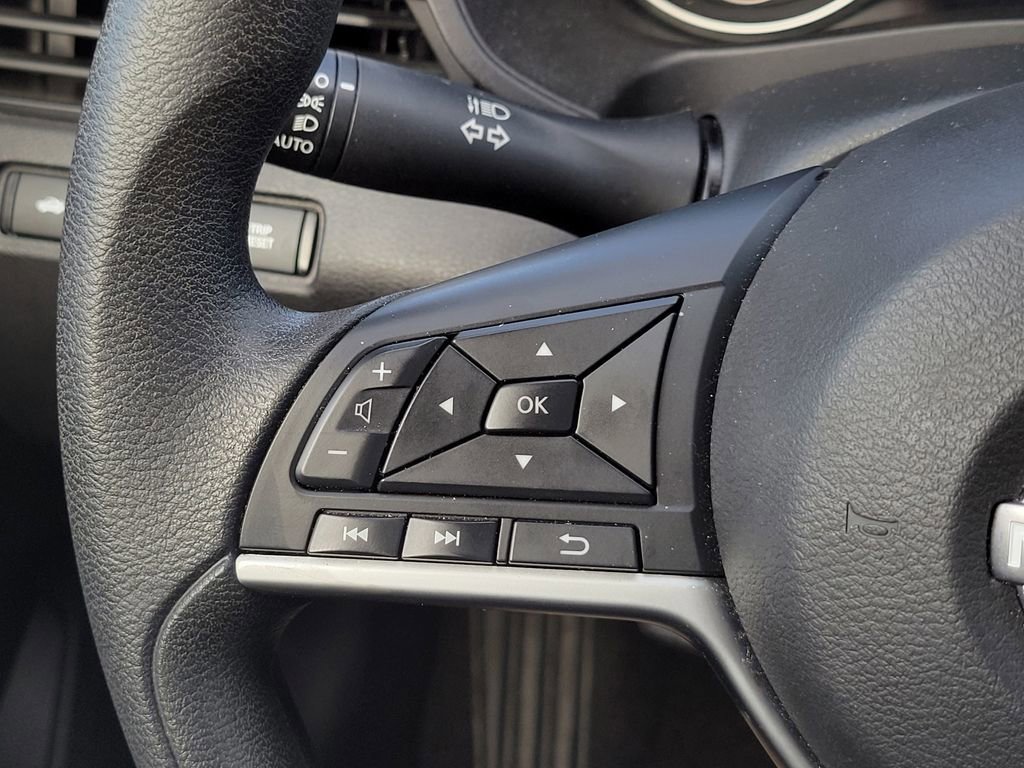 Used 2024 Nissan Altima 2.5 SV image 26