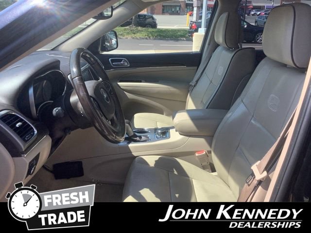 Used 2018 Jeep Grand Cherokee Overland AWD/4WD image 10