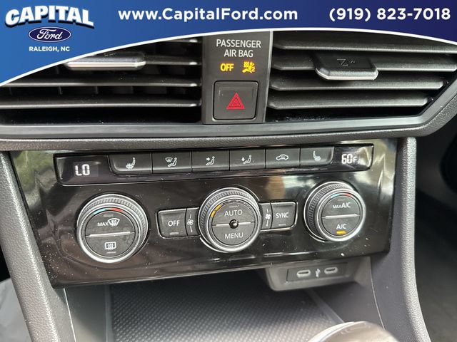 Used 2024 Volkswagen Jetta SE FWD image 29
