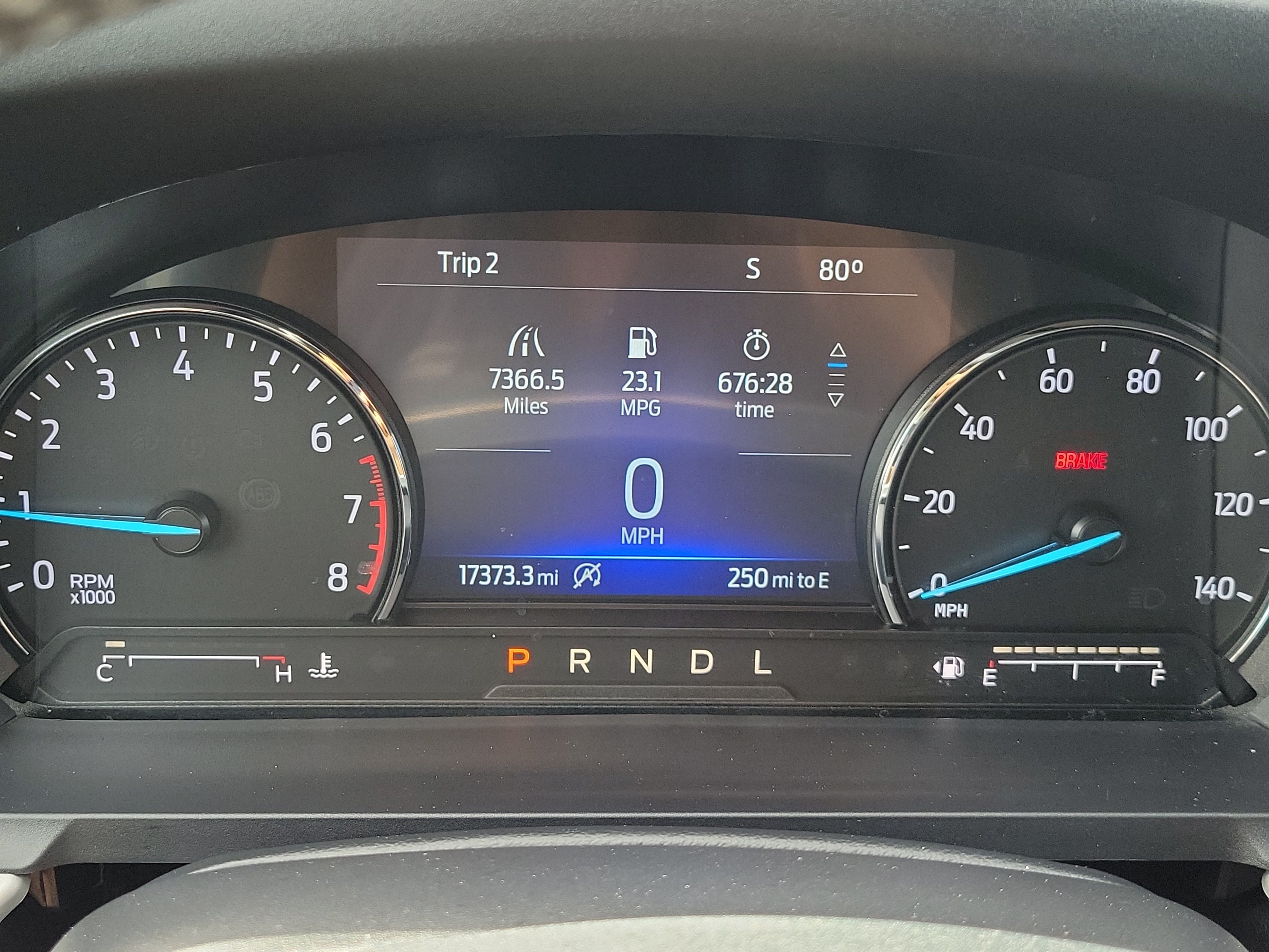 Certified 2024 Ford Explorer XLT RWD image 23