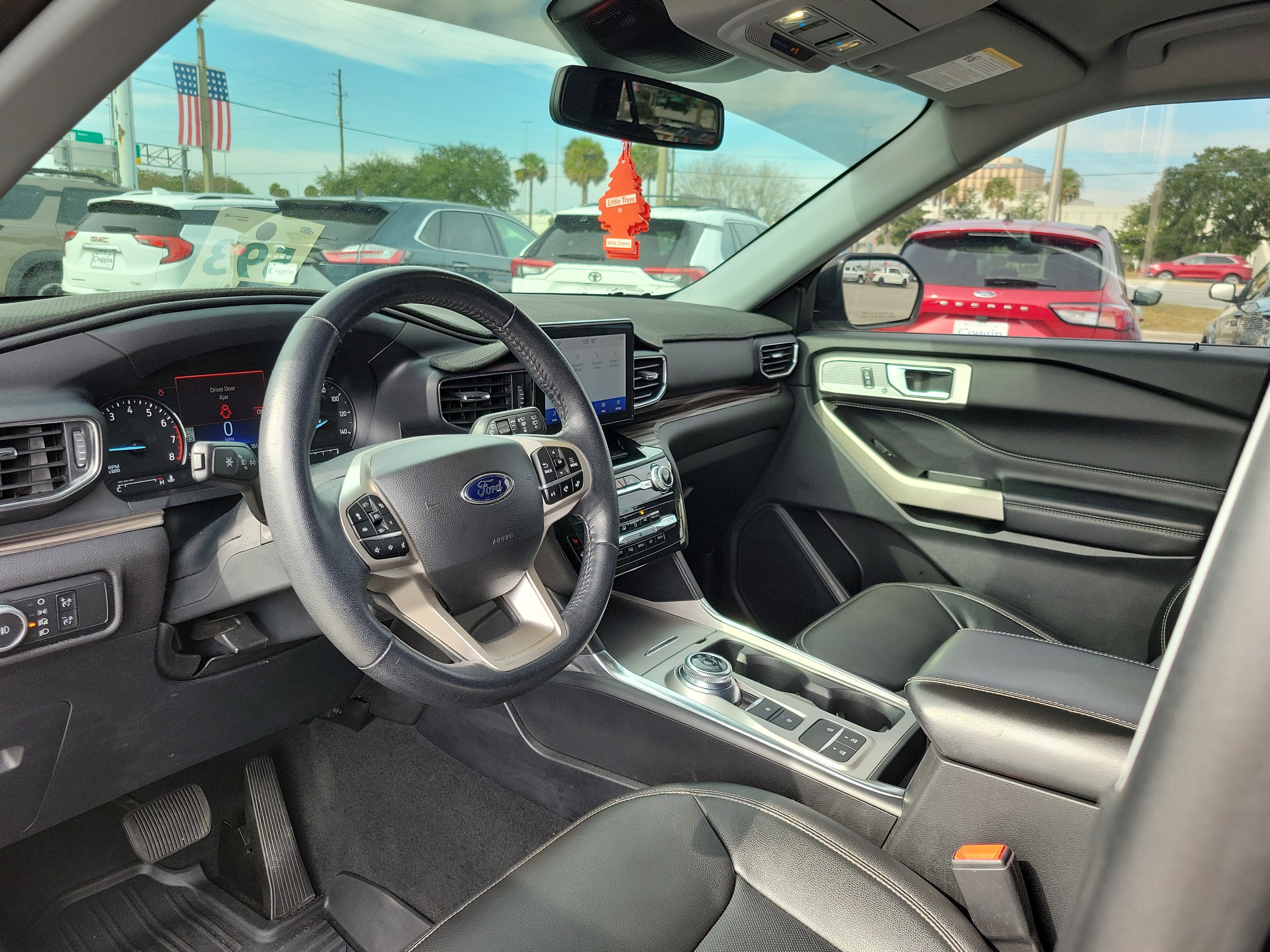 Certified 2022 Ford Explorer Limited image 7