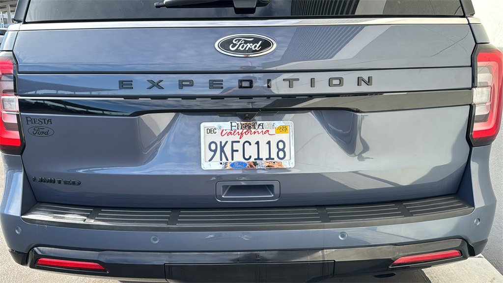Certified 2023 Ford Expedition Limited image 7