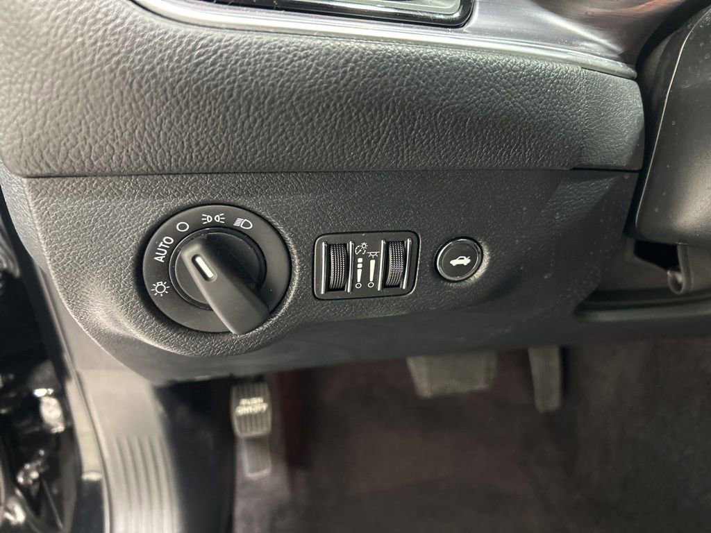 Used 2018 Dodge Challenger SRT Demon RWD image 13