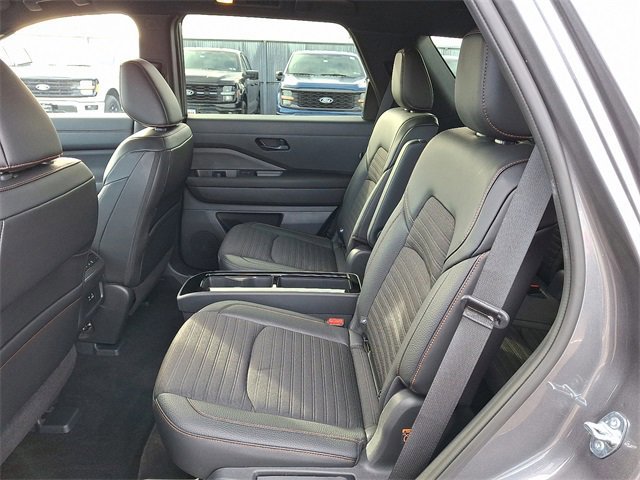 Used 2023 Nissan Pathfinder Rock Creek image 10