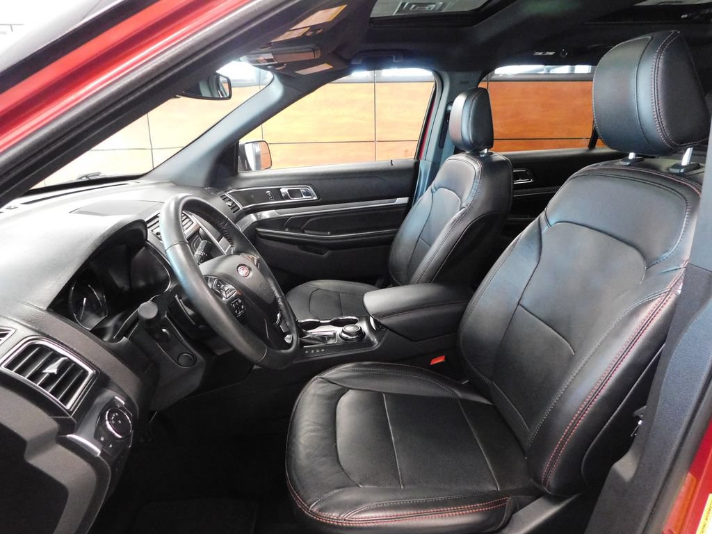 Certified 2019 Ford Explorer Sport w/ Equipment Group 401A AWD/4WD image 15