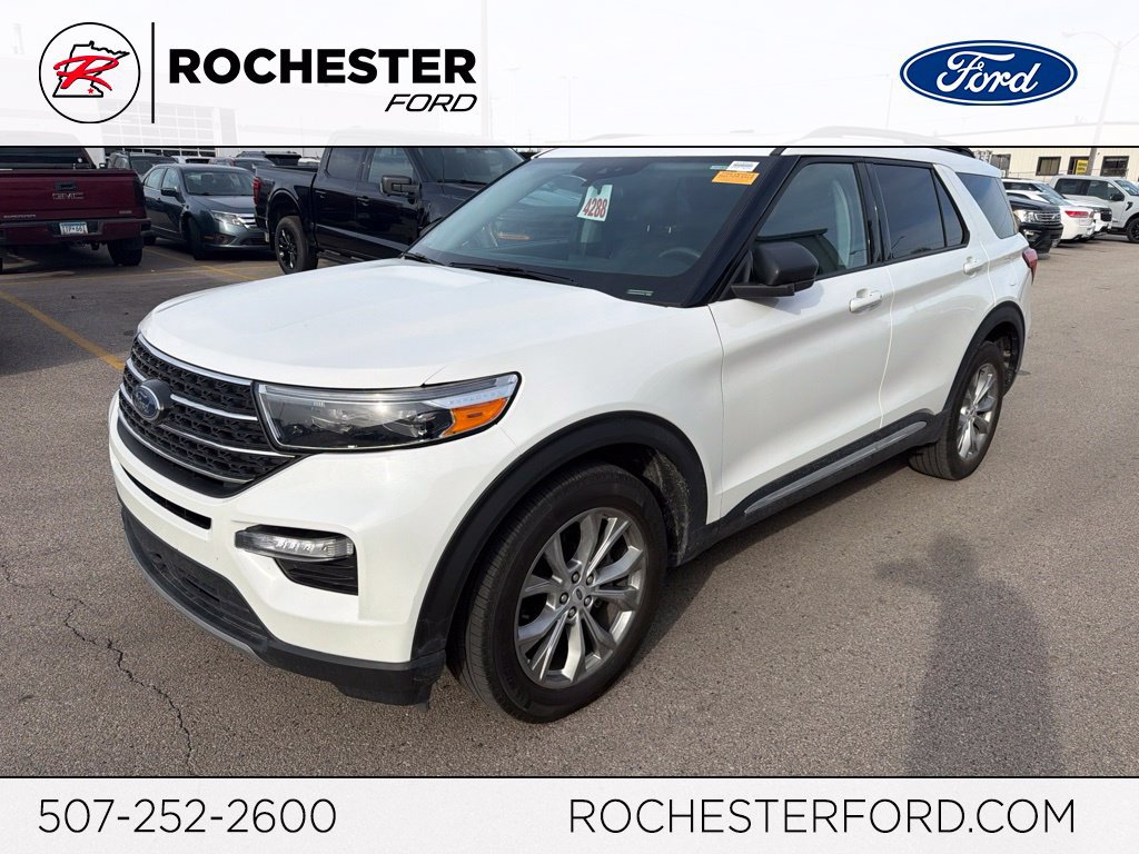 Certified 2023 Ford Explorer XLT w/ Equipment Group 202A AWD/4WD image 1