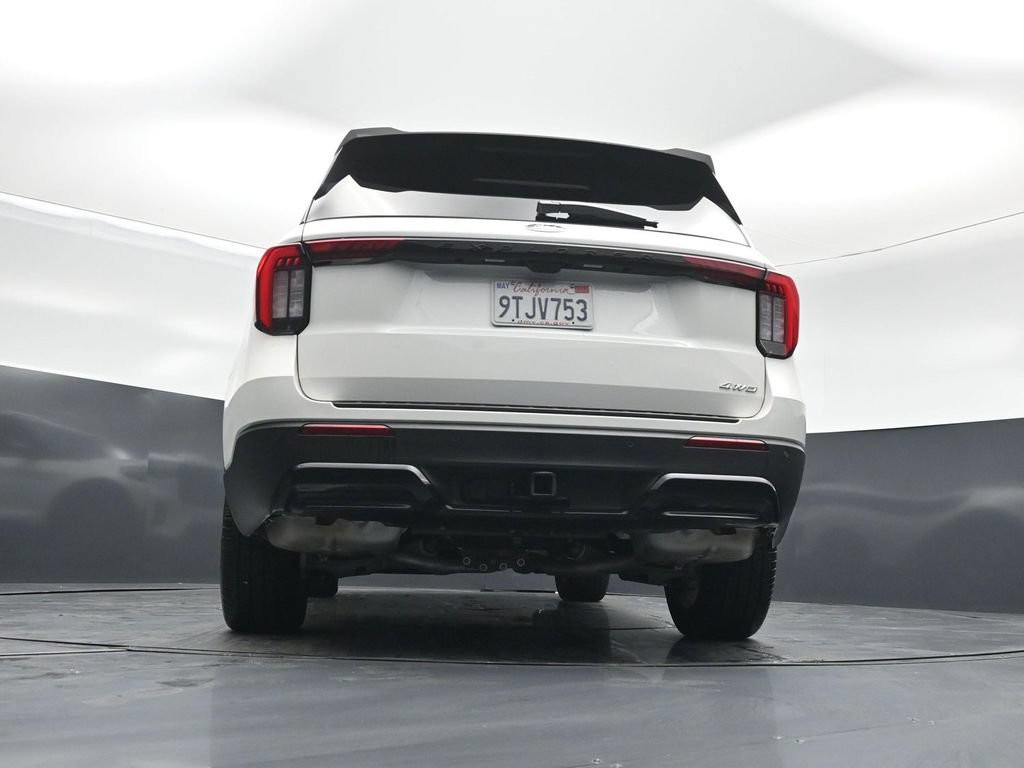 Certified 2025 Ford Explorer ST-Line w/ ST-Line Street Pack AWD/4WD image 46