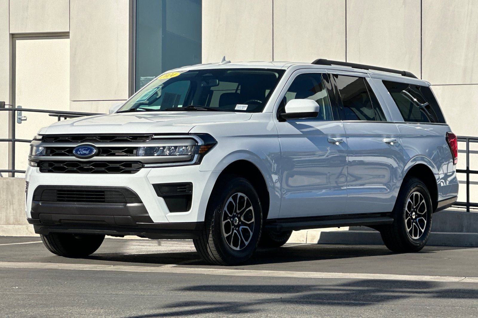 Certified 2024 Ford Expedition Max XLT image 7