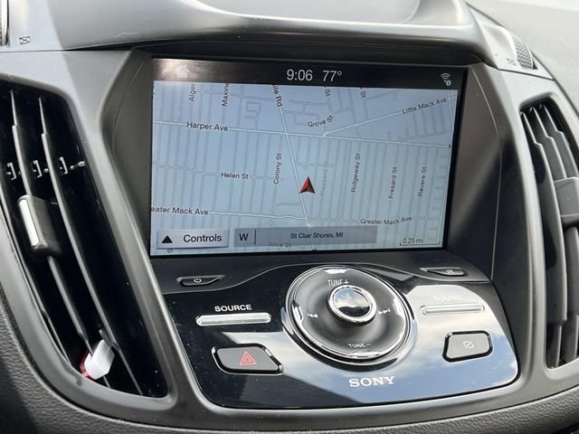 Certified 2019 Ford Escape Titanium w/ U0J03 - Titanium Tow Package FWD image 23