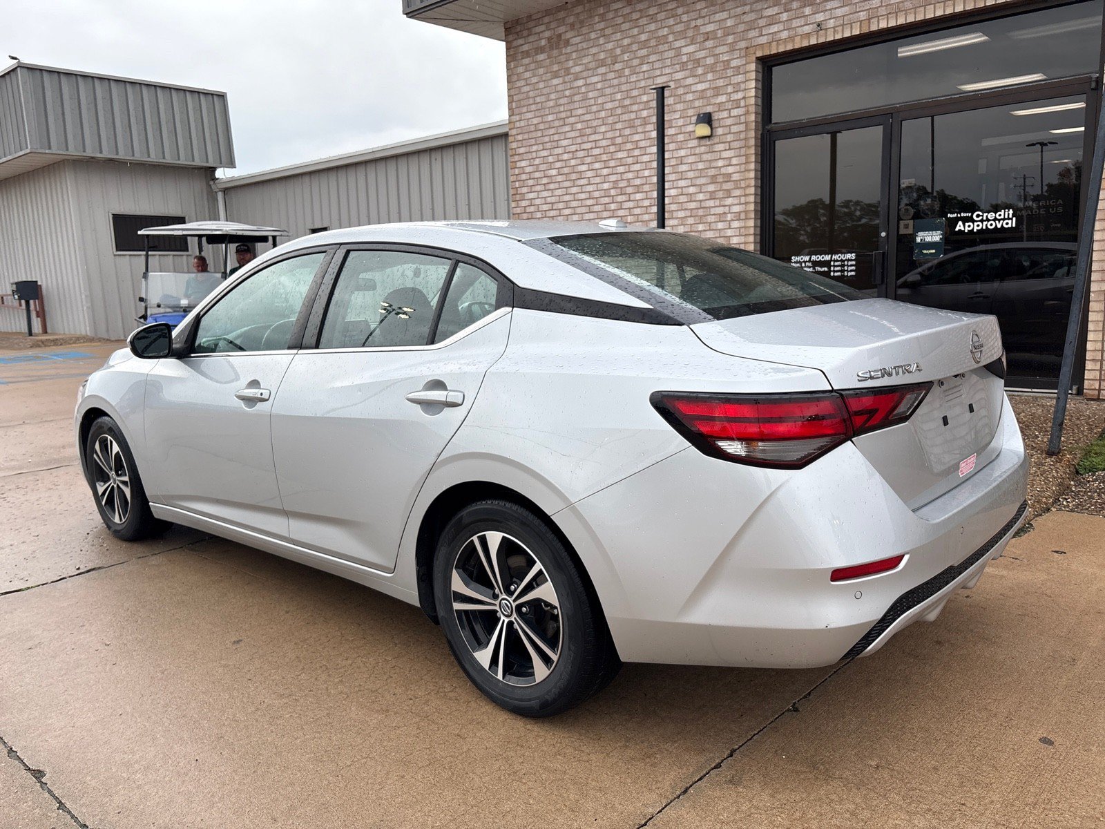 Used 2022 Nissan Sentra SV FWD image 10