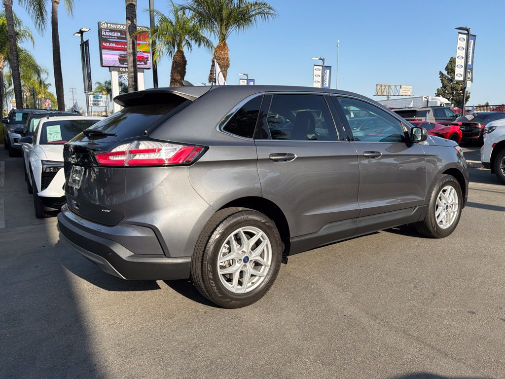 Certified 2022 Ford Edge SEL AWD/4WD image 13