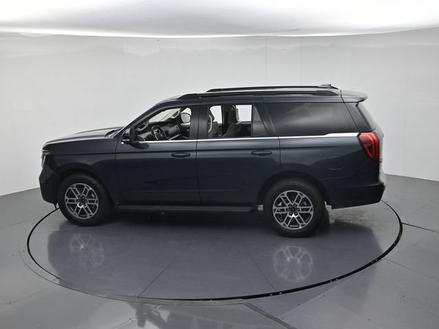 Certified 2025 Ford Expedition Active AWD/4WD image 47