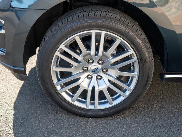 Certified 2024 Ford Expedition Limited image 16