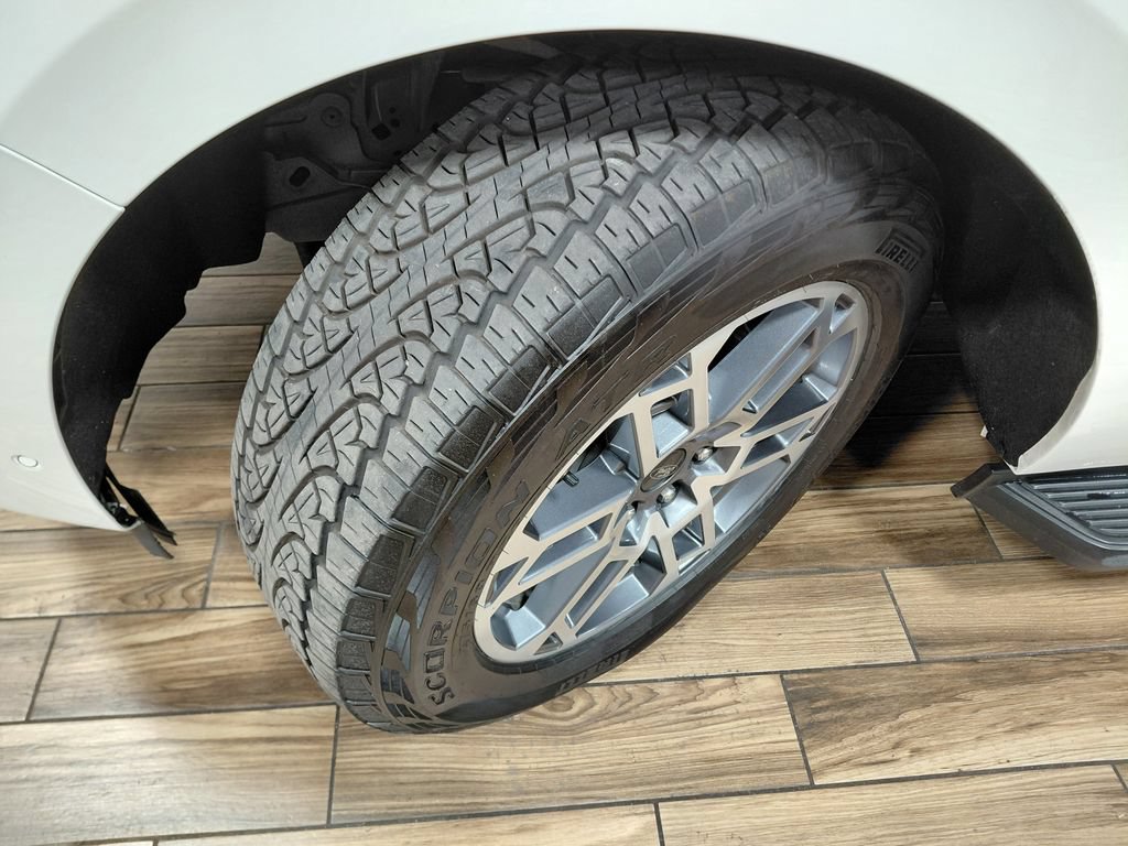 Certified 2025 Ford Expedition Active AWD/4WD image 25
