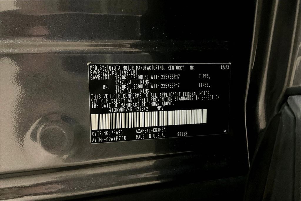 Used 2024 Toyota RAV4 XLE image 29