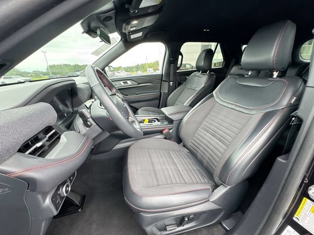 Certified 2025 Ford Explorer ST-Line AWD/4WD image 11