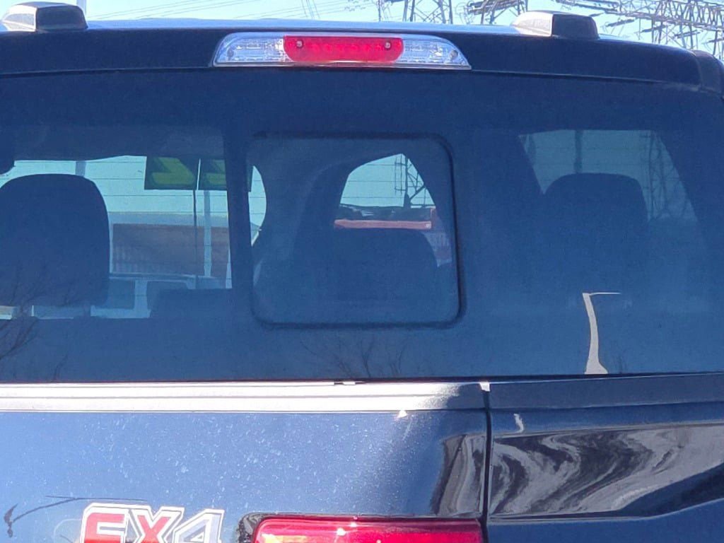 Certified 2022 Ford F150 XLT w/ Equipment Group 302A High image 16