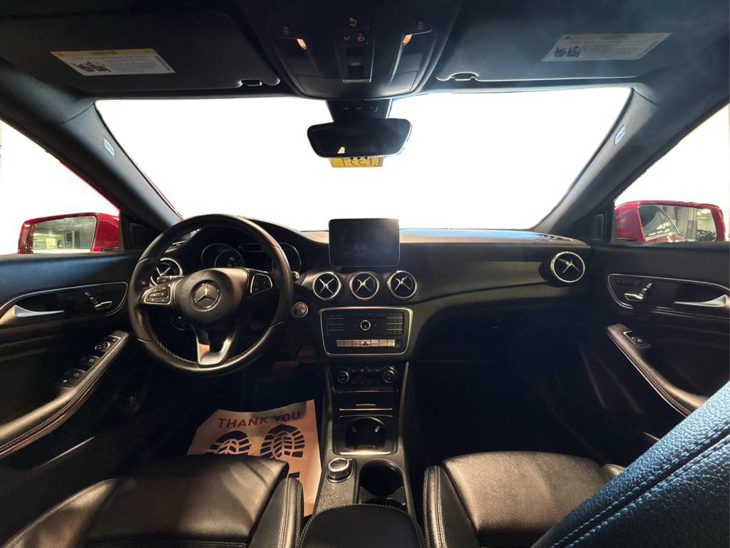 Used 2018 Mercedes-Benz CLA 250 4MATIC image 32