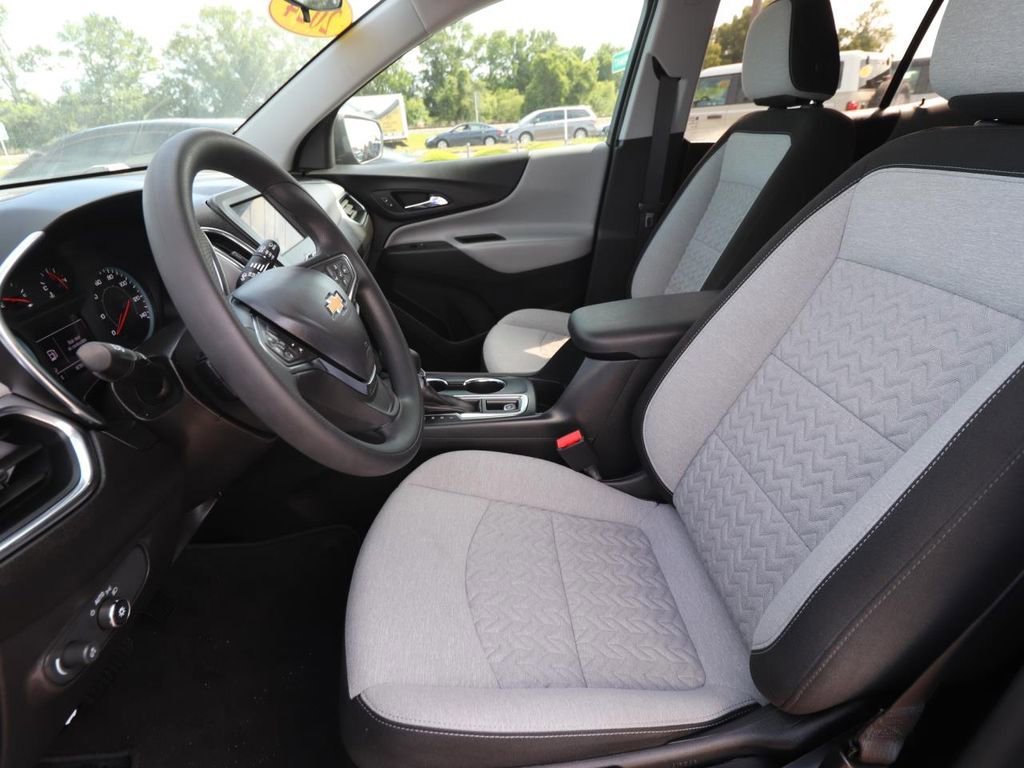 Used 2024 Chevrolet Equinox LS image 8