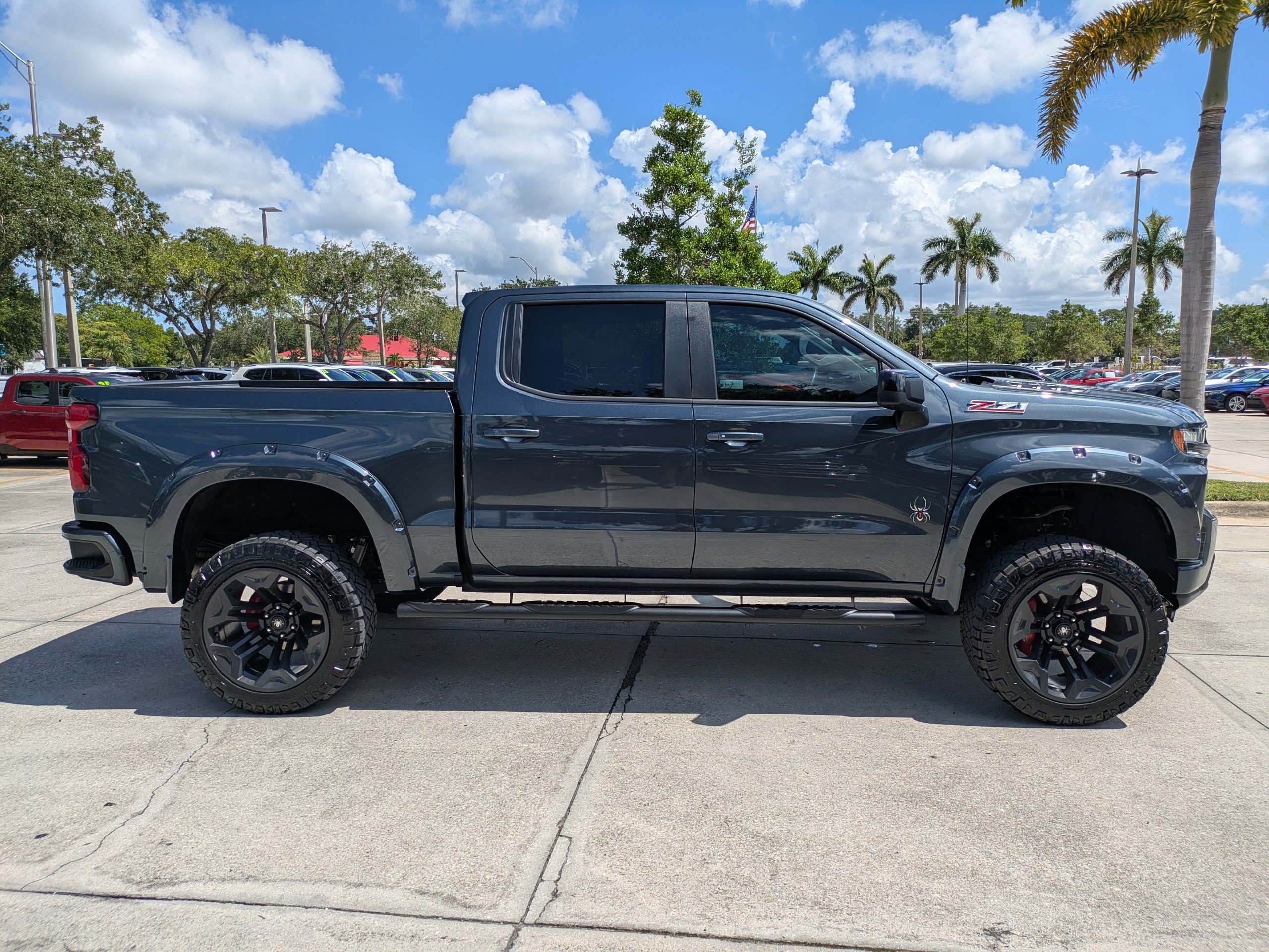 Used 2021 Chevrolet Silverado 1500 RST AWD/4WD image 3