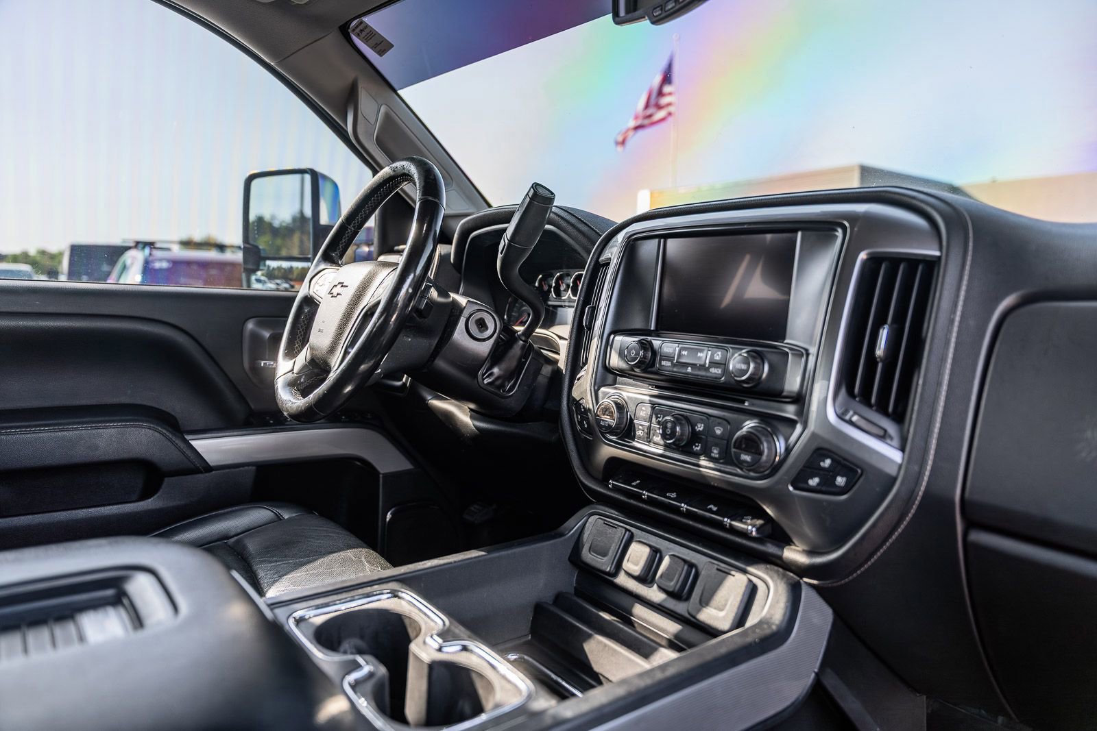 Used 2019 Chevrolet Silverado 2500 LTZ w/ Silverado HD Tribute Edition image 11