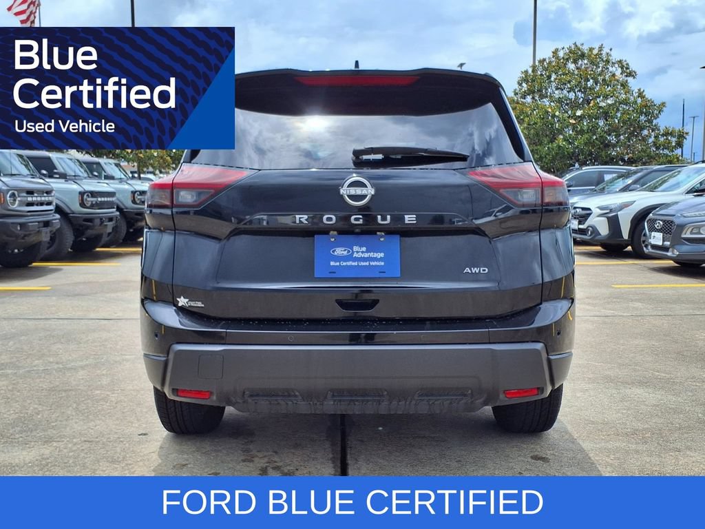 Used 2024 Nissan Rogue S AWD/4WD image 6