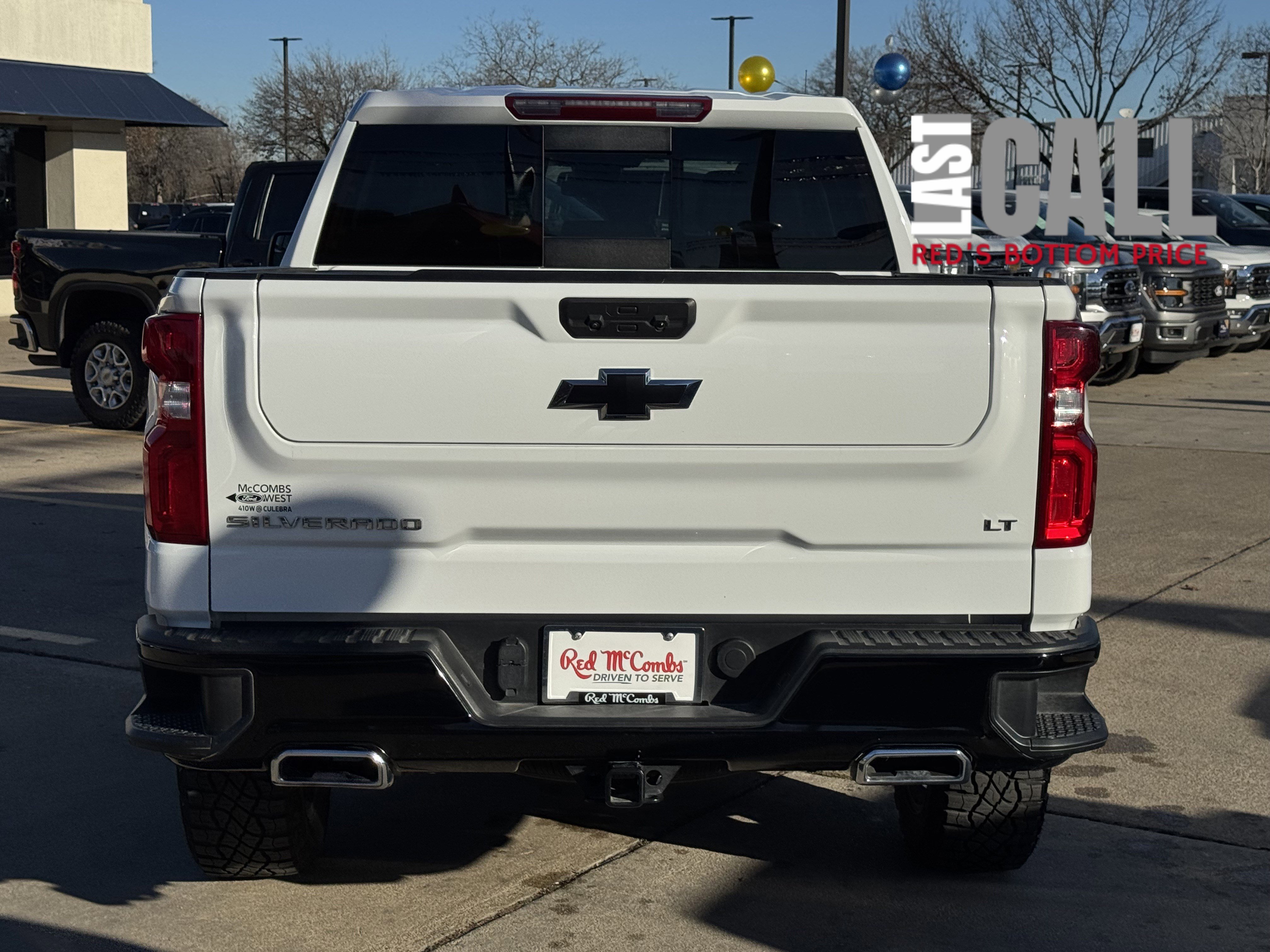 Used 2025 Chevrolet Silverado 1500 LT Trail Boss w/ Convenience Package II image 4