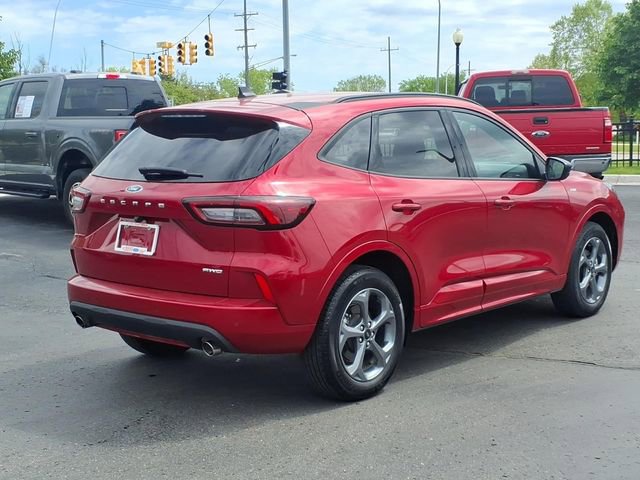 Certified 2024 Ford Escape ST-Line w/ Tech Pack #1 AWD/4WD image 6