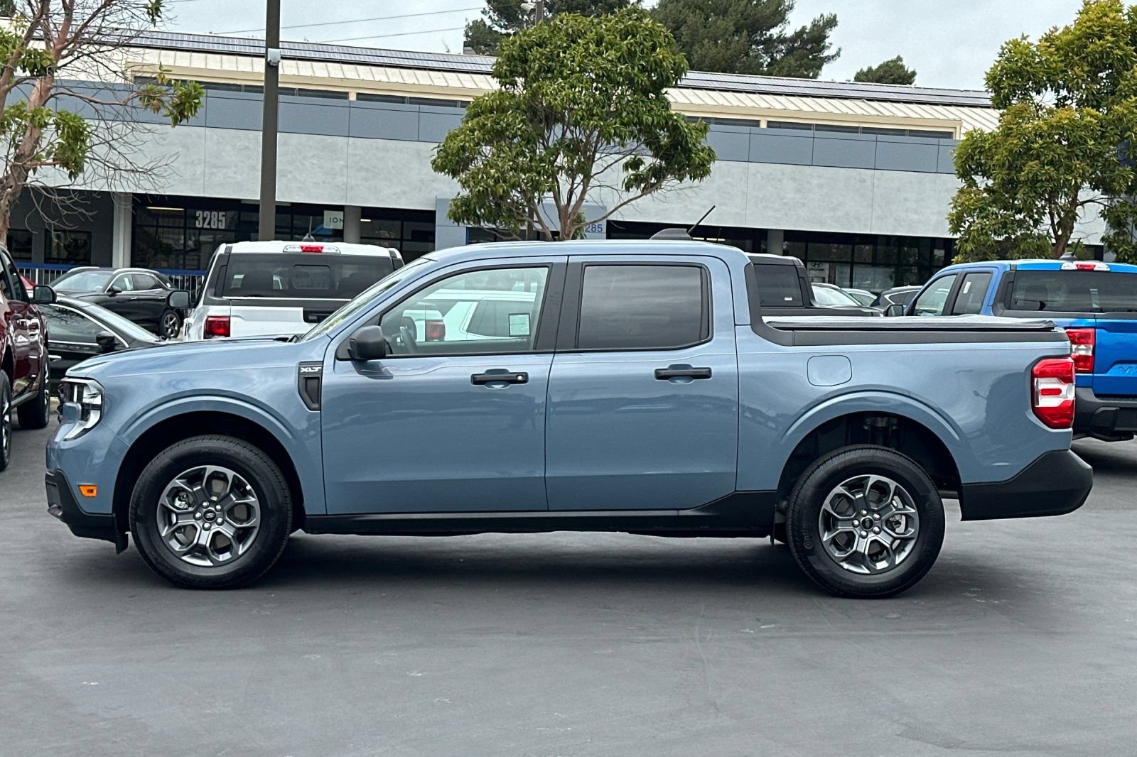 Certified 2025 Ford Maverick XLT FWD image 10
