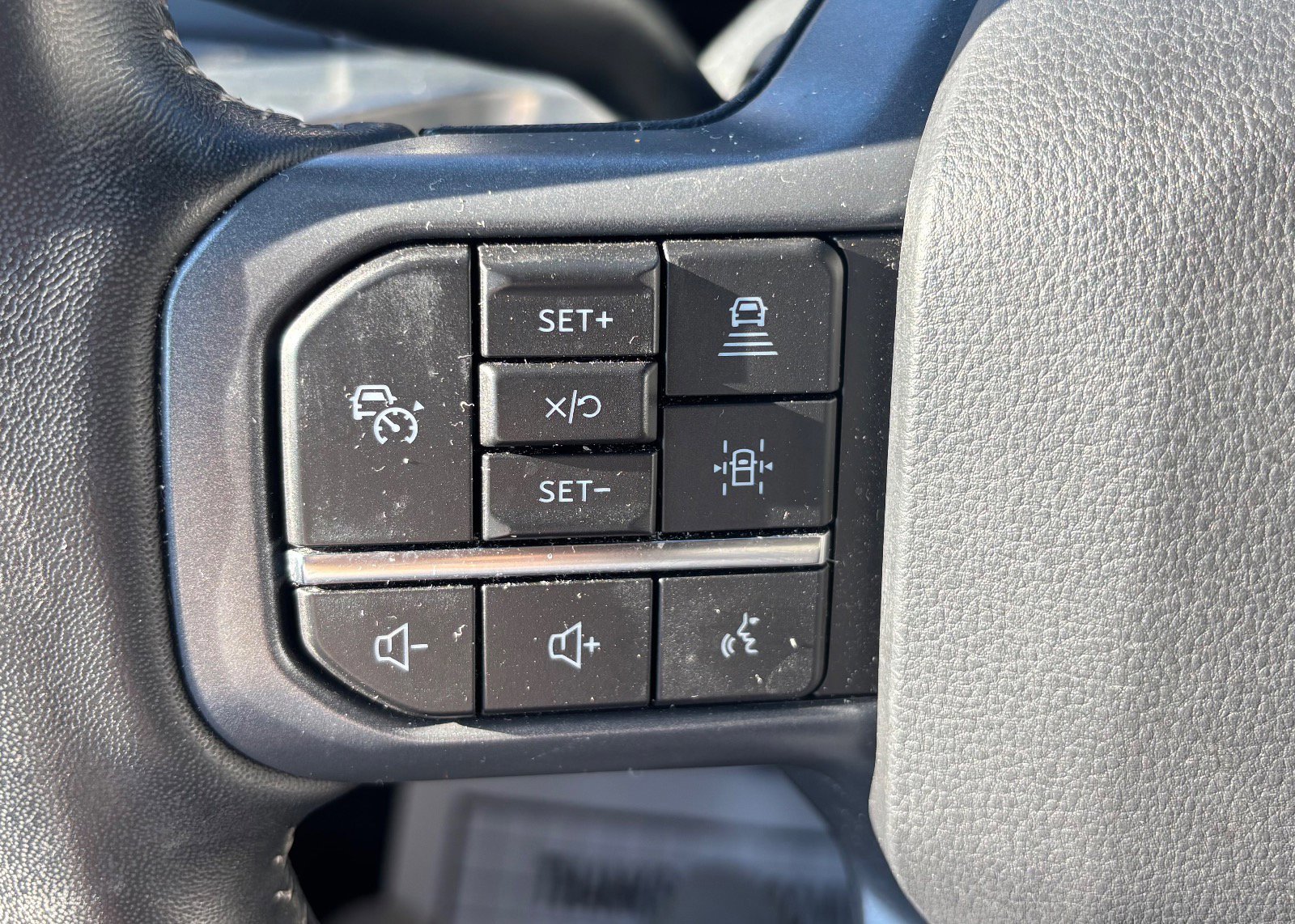 Certified 2022 Ford F150 Lariat w/ Equipment Group 502A High image 36