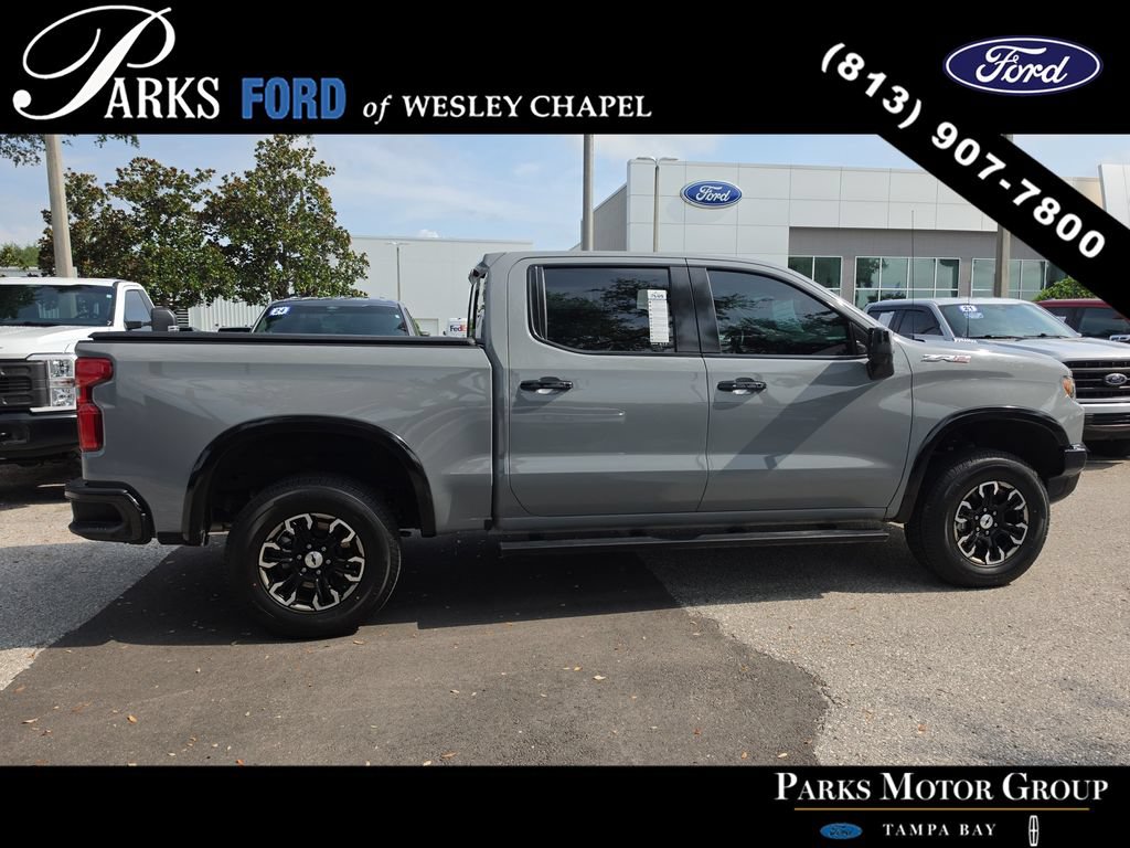 Used 2025 Chevrolet Silverado 1500 ZR2 w/ Technology Package AWD/4WD image 3