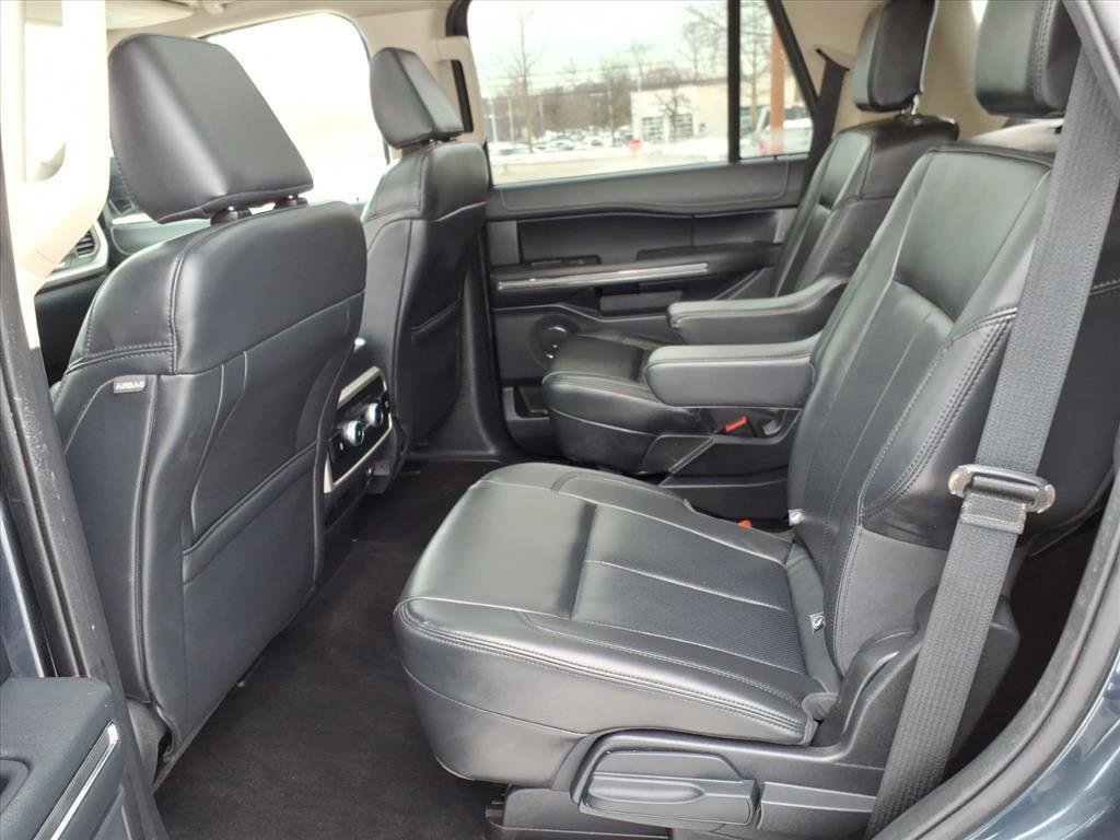 Certified 2022 Ford Expedition XLT image 12