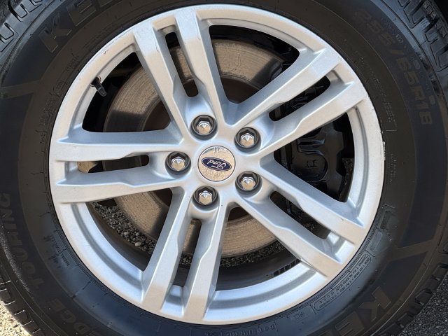 Certified 2023 Ford Explorer XLT w/ Class IV Trailer Tow Package AWD/4WD image 16