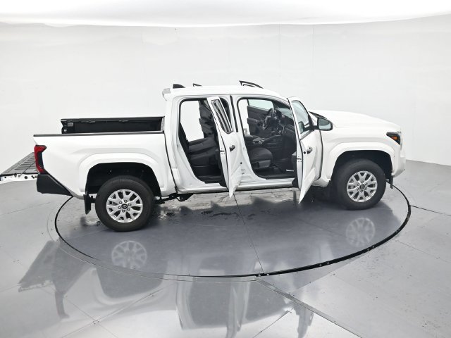 Used 2024 Toyota Tacoma SR AWD/4WD image 46