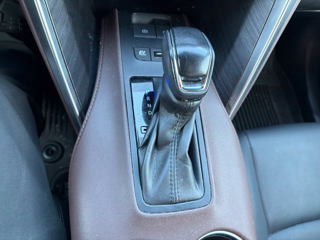 Used 2022 Toyota Venza XLE AWD/4WD image 22