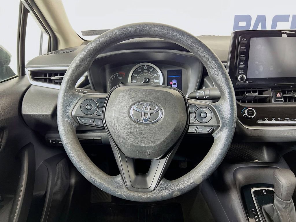 Used 2022 Toyota Corolla LE image 12