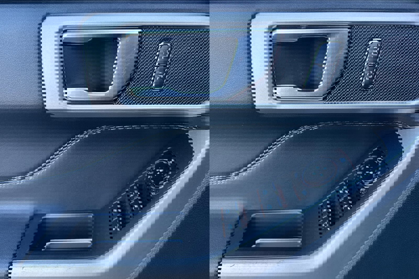 Certified 2022 Ford Explorer XLT w/ Equipment Group 202A image 12