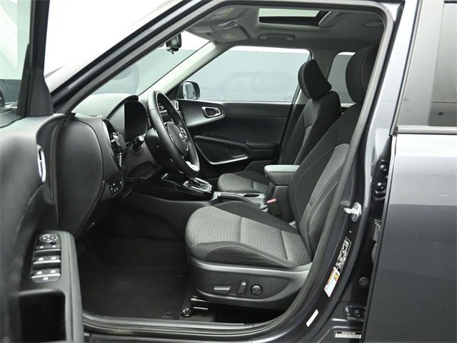 Used 2021 Kia Soul EX image 26