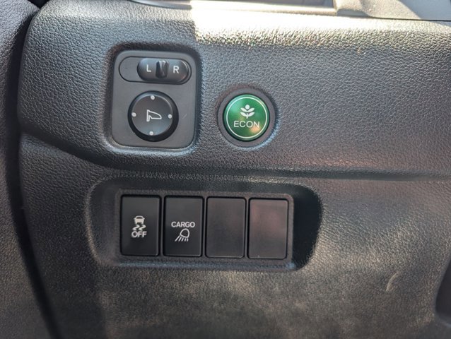 Used 2017 Honda Ridgeline RTL-T image 16
