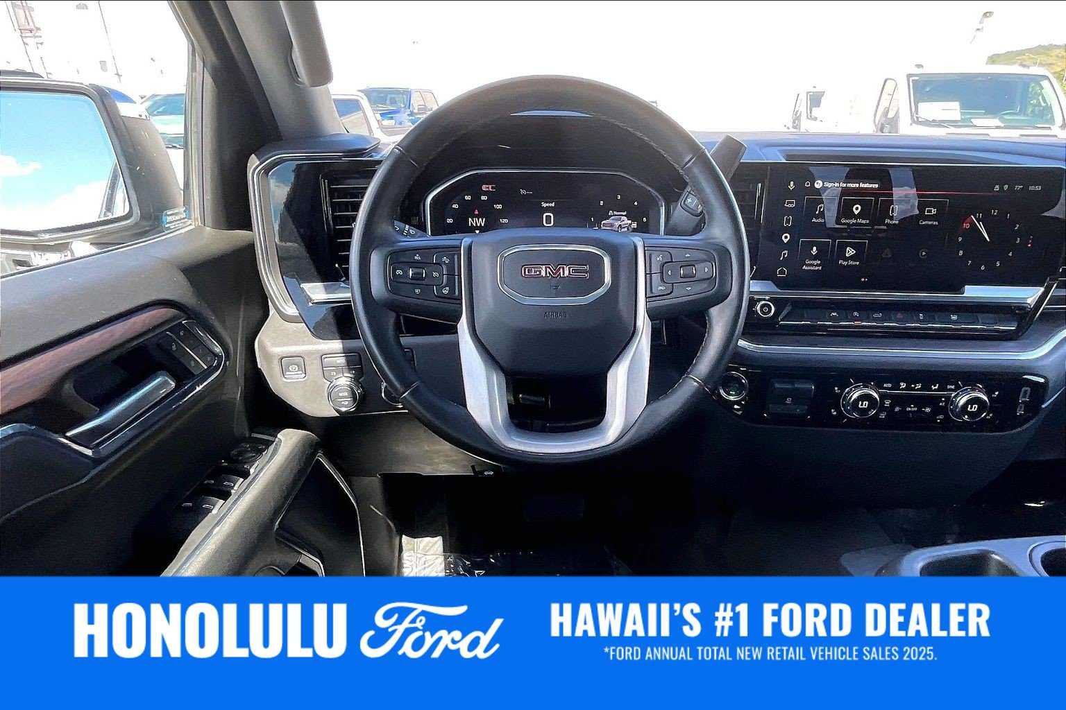 Used 2025 GMC Sierra 1500 SLT AWD/4WD image 14