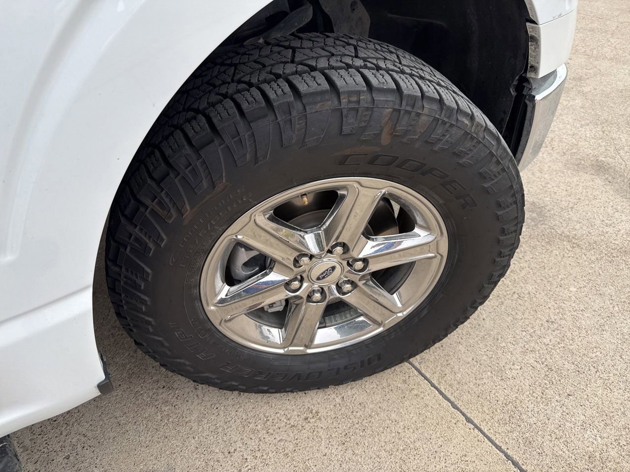 Certified 2024 Ford F150 XLT w/ Mobile Office Package image 17