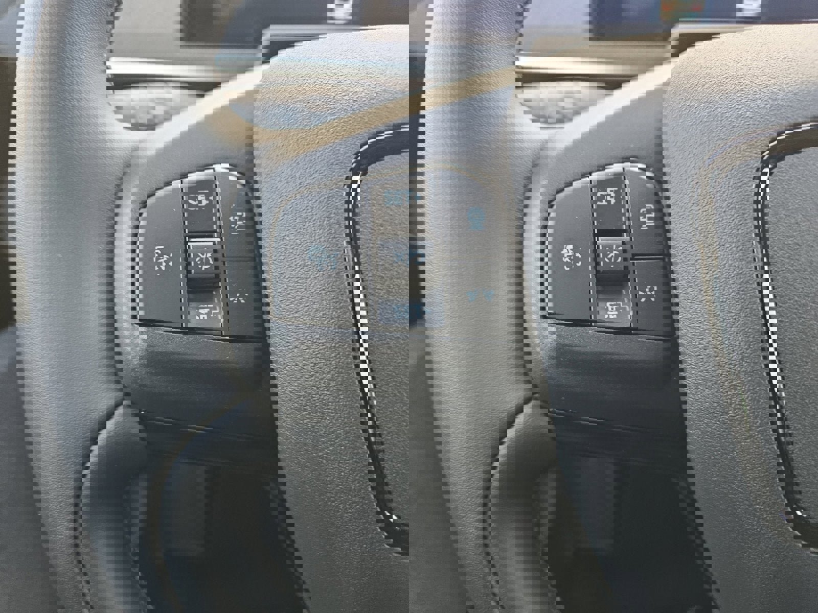 Certified 2025 Ford Mustang Mach-E Premium image 14