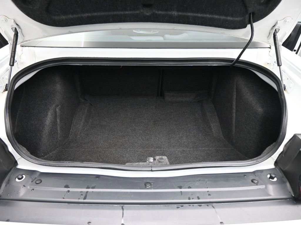 Used 2020 Dodge Challenger SXT image 43