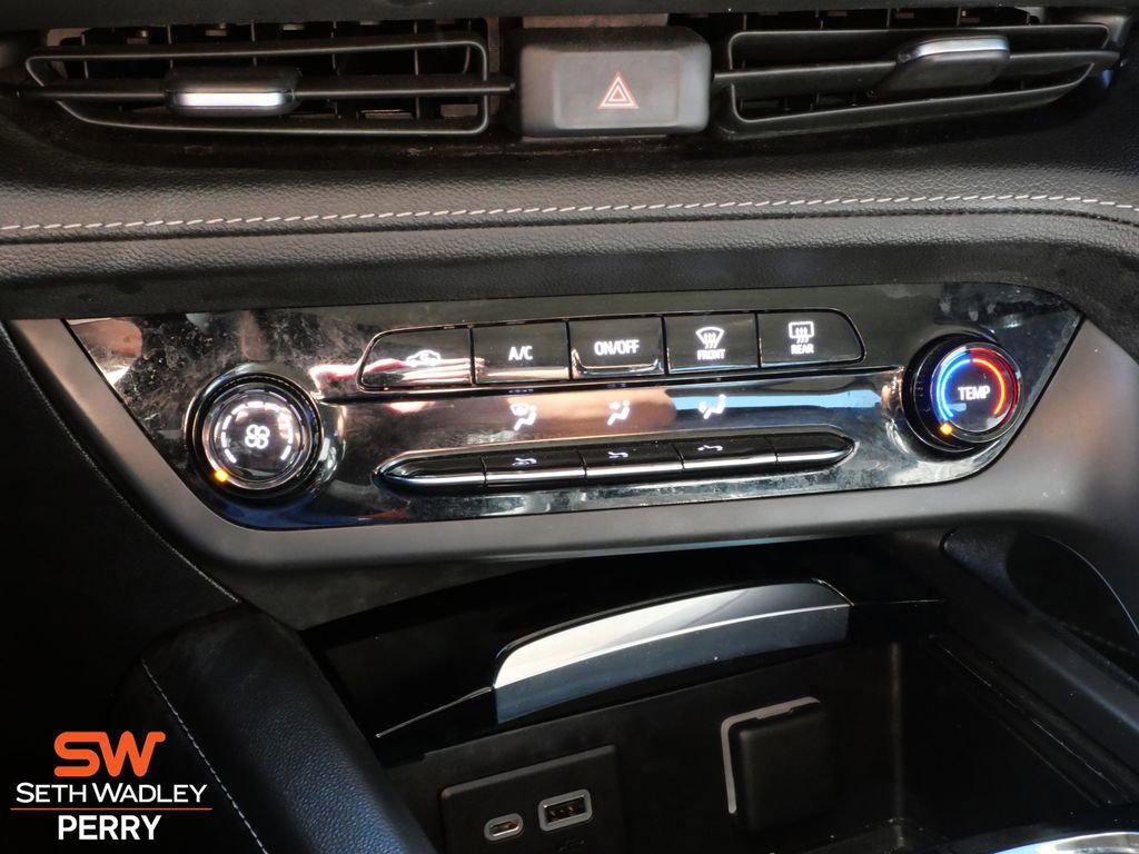 Used 2023 Buick Envision Preferred image 22