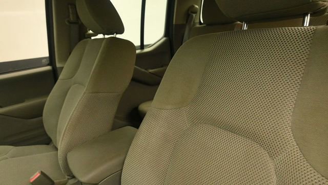 Used 2018 Nissan Frontier SV AWD/4WD image 21