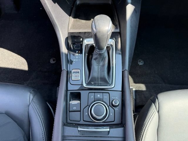 Used 2018 MAZDA MAZDA3 Touring FWD image 18