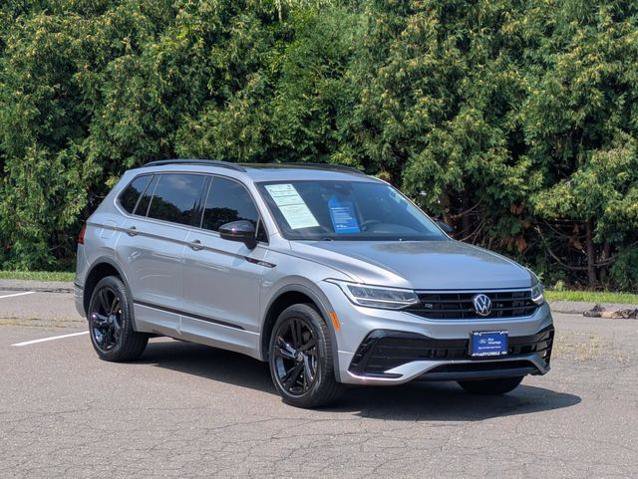Used 2023 Volkswagen Tiguan SE R-Line