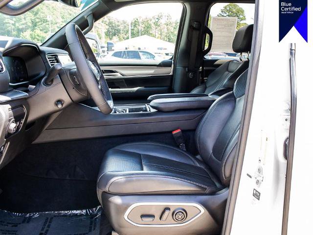 Used 2024 Jeep Wagoneer Series II AWD/4WD image 17